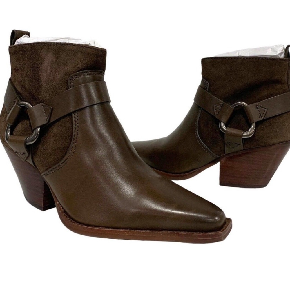 NWB Vince Camuto Nenanie Sable Leather Suede Pointed Toe Ankle Bootie Size 8M
